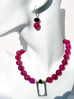 Fuchsia Pink Chalcedony Necklace - CBDN741050